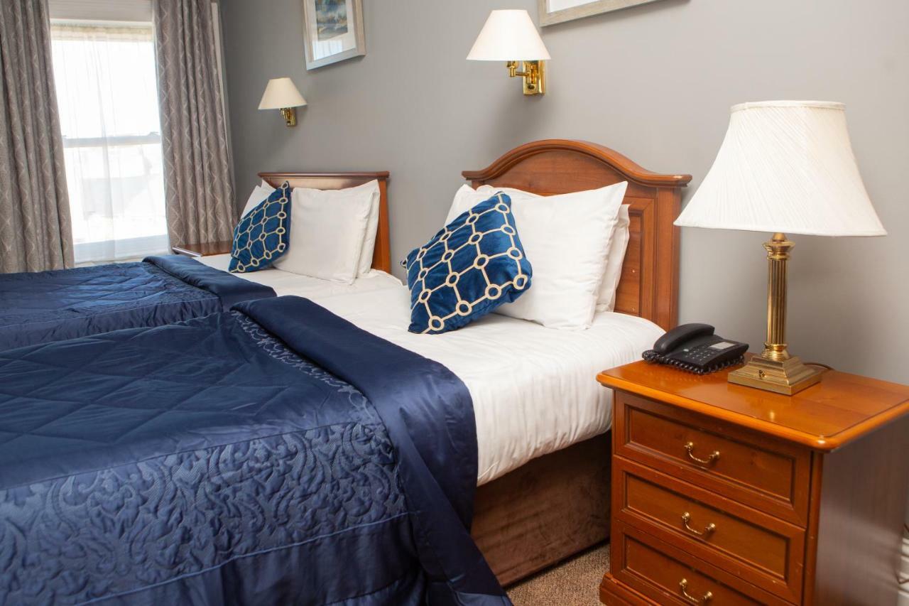Leens Hotel Abbeyfeale Exterior photo